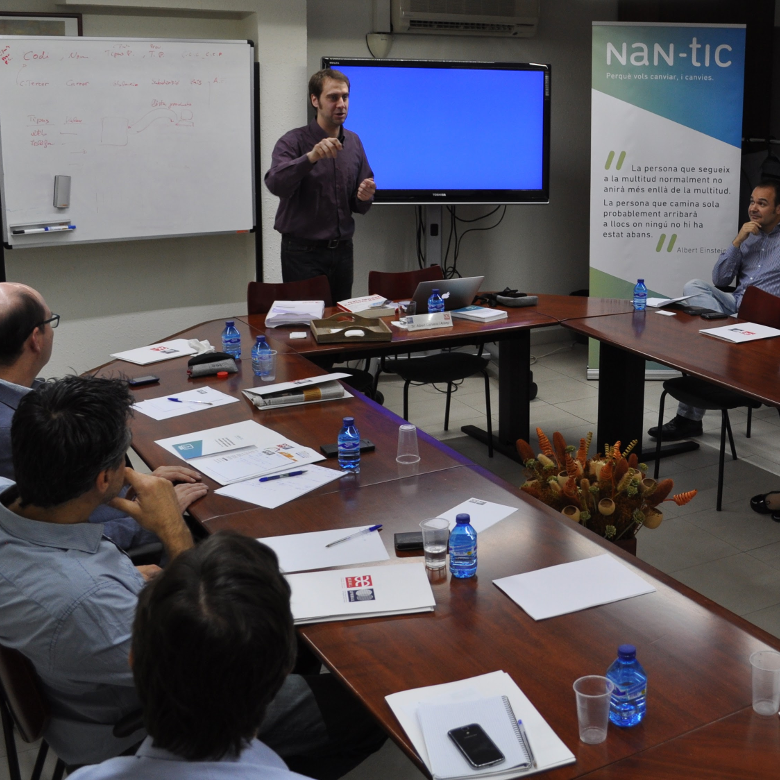 Members of AEBALL learn to maximize the profit of their ERPs guided by NaN-tic experts